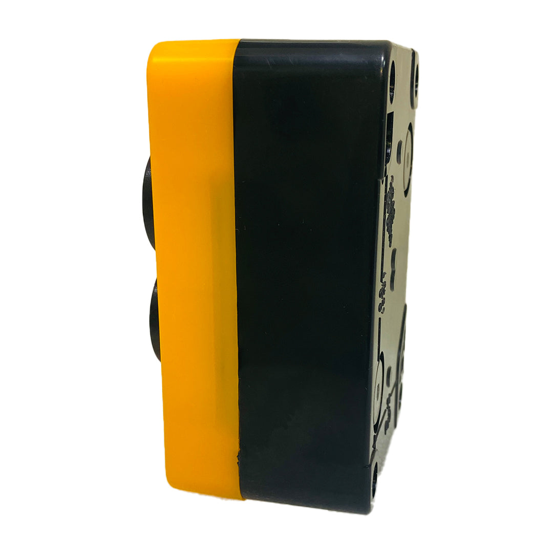 BOTONERA SKYLINK DE USO RUDO PARA BARRERA VEHICULAR / 2 PULSADORES
