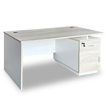 ESCRITORIO SIT BASE DE METAL, 3 CAJONES, PANEL CON GESTION DE CABLE, COLOR MARRON CLARO + BLANCO